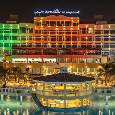 Al Salam Grand Hotel & Resort Al Buraimi Bagian luar foto