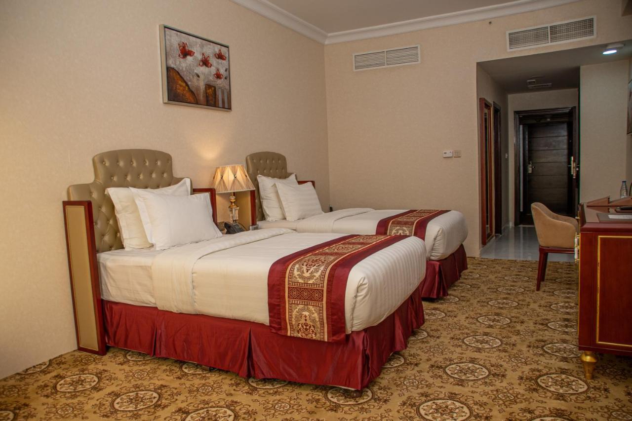 Al Salam Grand Hotel & Resort Al Buraimi Bagian luar foto