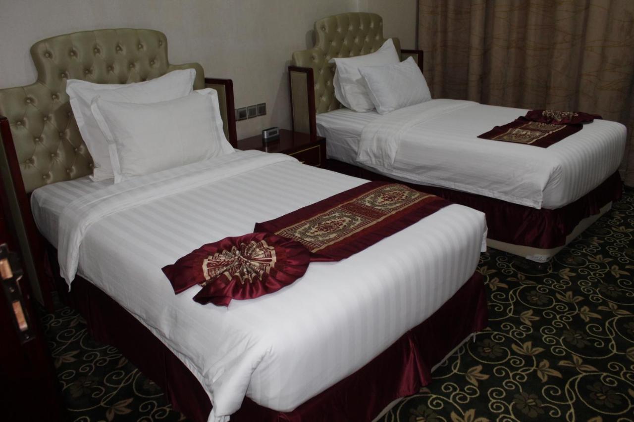 Al Salam Grand Hotel & Resort Al Buraimi Bagian luar foto